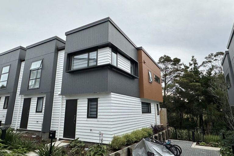 Photo of property in 50 Raupeti Lane, Henderson, 0612