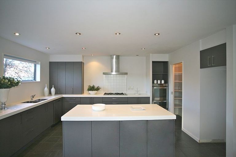 Photo of property in 16 Riverbank Road, Northwood, Christchurch, 8051