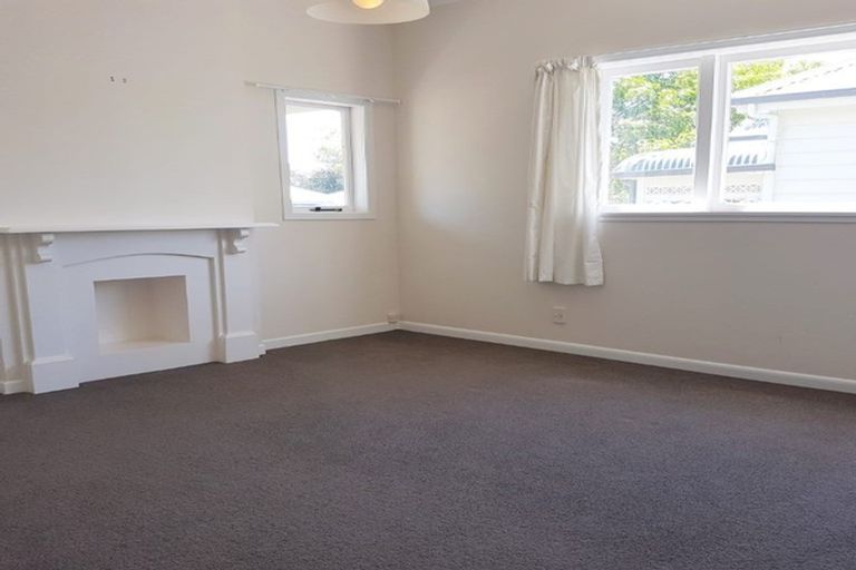 Photo of property in 1/12 Roslyn Terrace, Devonport, Auckland, 0624