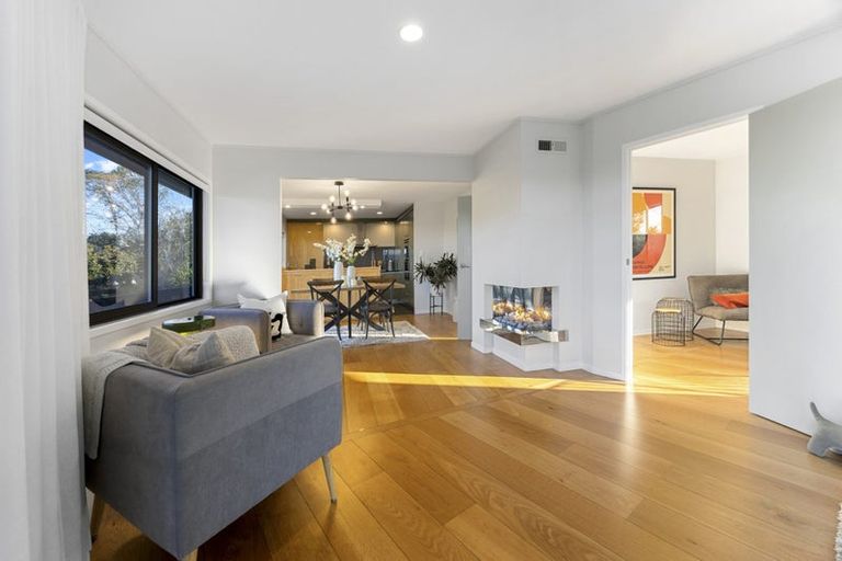 Photo of property in 3 Laingfield Terrace, Laingholm, Auckland, 0604