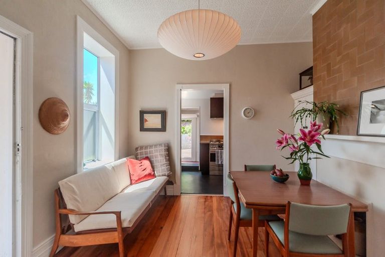 Photo of property in 355 Adelaide Road, Newtown, Wellington, 6021