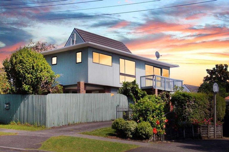 Photo of property in 1/99 Kowhai Road, Mairangi Bay, Auckland, 0630