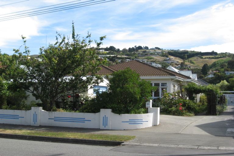 Photo of property in 24 James Street, Redcliffs, Christchurch, 8081