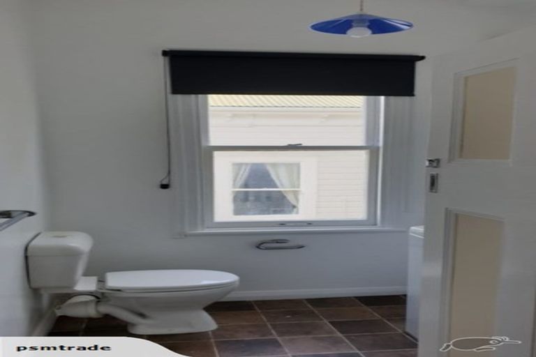 Photo of property in 77 Constable Street, Newtown, Wellington, 6021