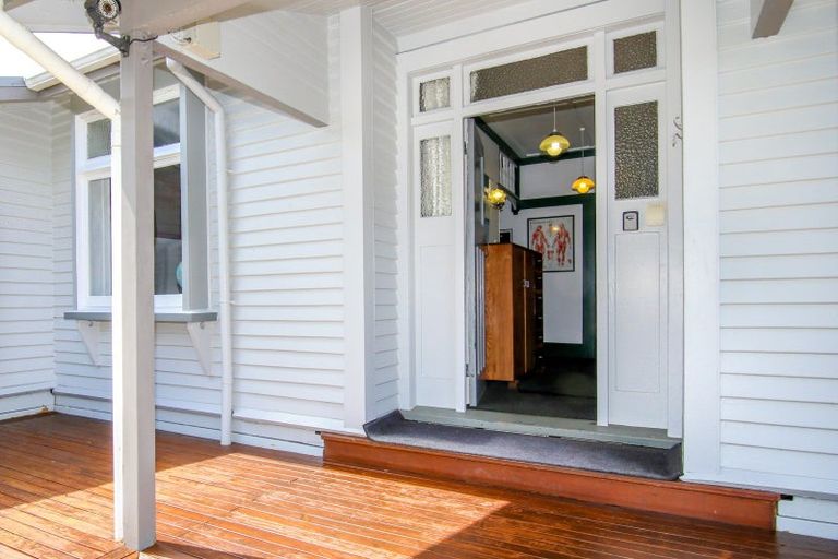 Photo of property in 75 Peel Street, Westport, 7825