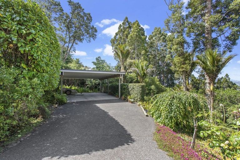 Photo of property in 20 Rangiwai Road, Titirangi, Auckland, 0604
