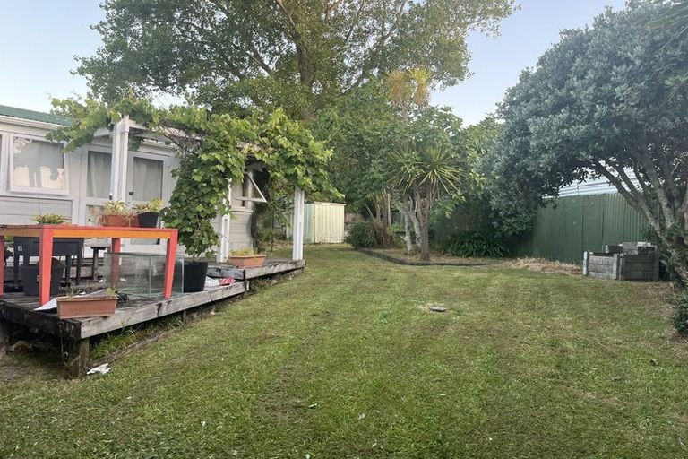 Photo of property in 3 Vienna Place, Birkenhead, Auckland, 0626