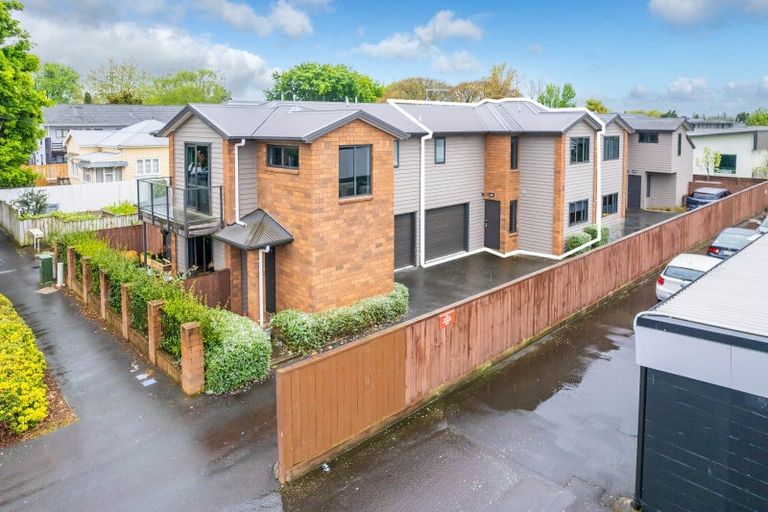 Photo of property in 30u2 Willoughby Street, Whitiora, Hamilton, 3200