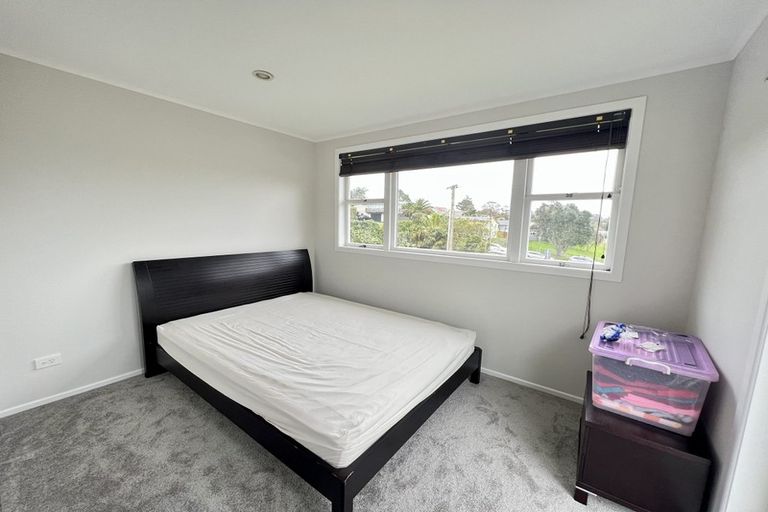 Photo of property in 14 Isobel Road, Greenhithe, Auckland, 0632