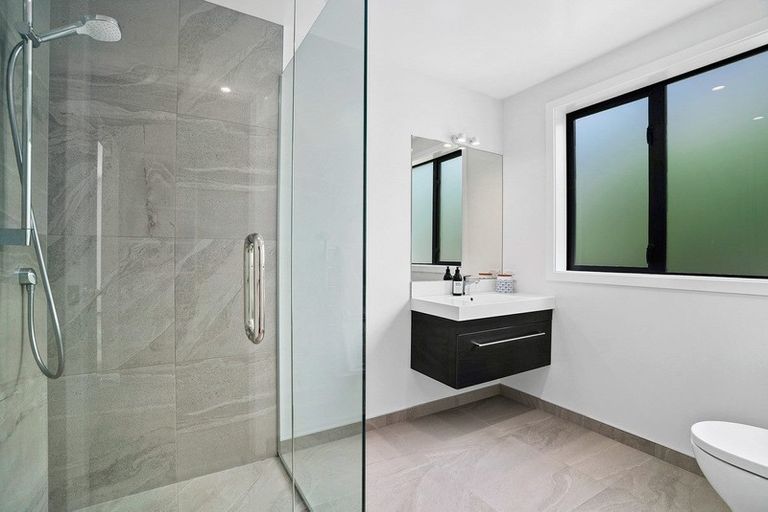 Photo of property in 137 Meadowstone Drive, Wanaka, 9305