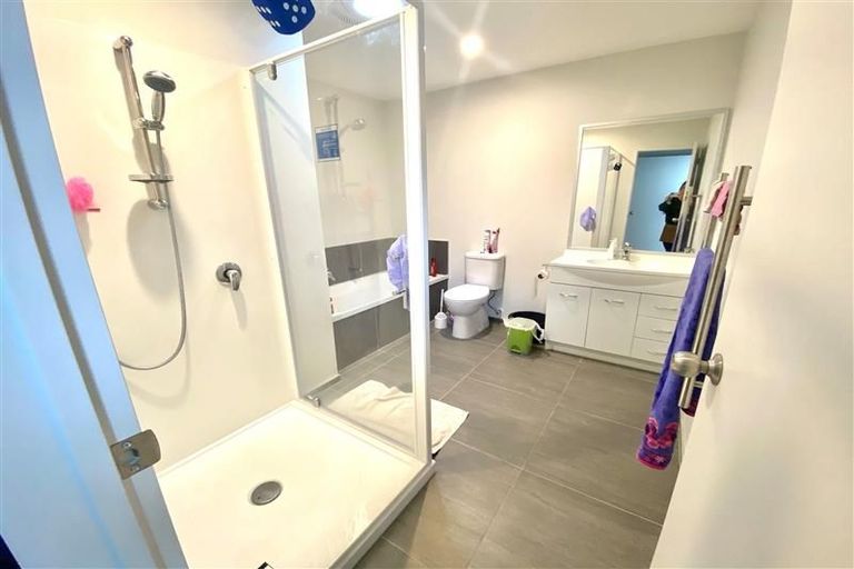 Photo of property in 19 Lieutenant Lane, Papakura, 2110