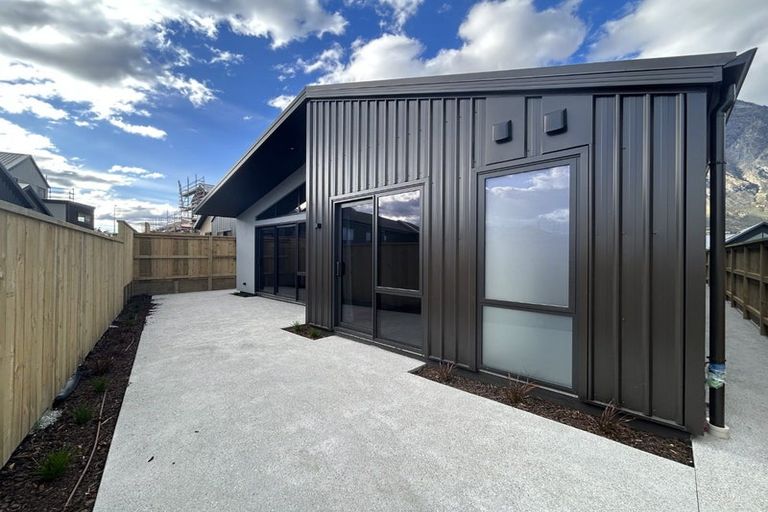 Photo of property in 3 Foxtail Road, Jacks Point, 9371