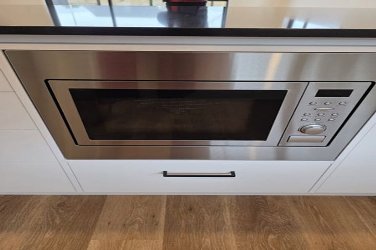 Photo of property in 3 Joseph Bolton Crescent, Trentham, Upper Hutt, 5018