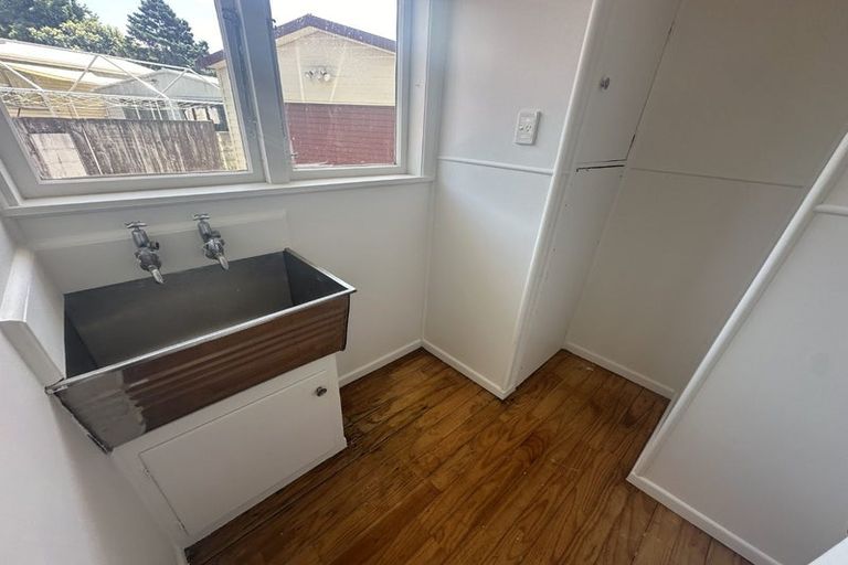 Photo of property in 135 Weymouth Road, Manurewa, Auckland, 2102