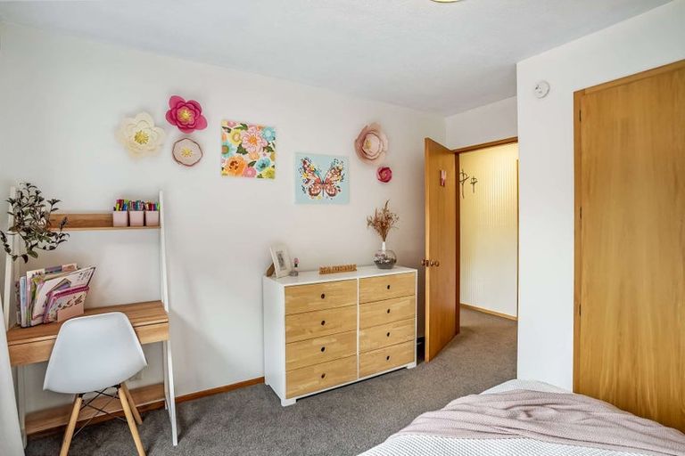 Photo of property in 16 Lancewood Drive, Halswell, Christchurch, 8025