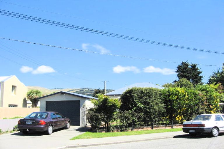 Photo of property in 7a Ombersley Terrace, Opawa, Christchurch, 8023