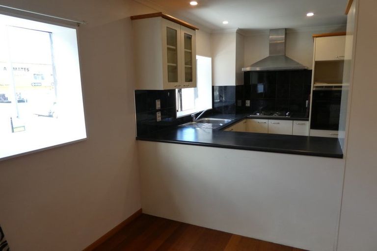 Photo of property in 2 Pickering Street, Kaiwharawhara, Wellington, 6035