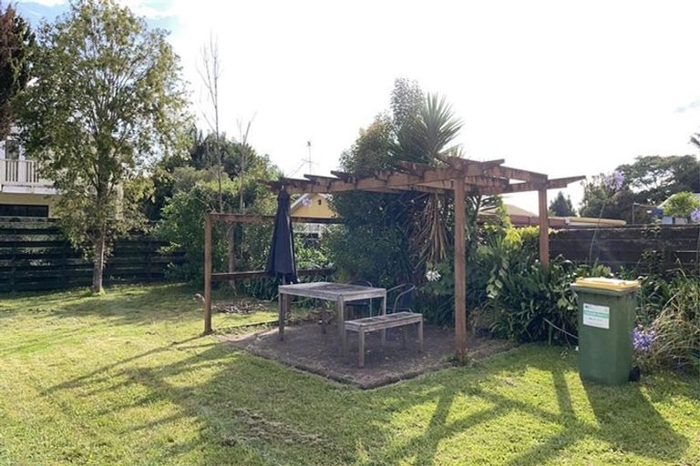 Photo of property in 18 Bexley Place, Pahurehure, Papakura, 2113