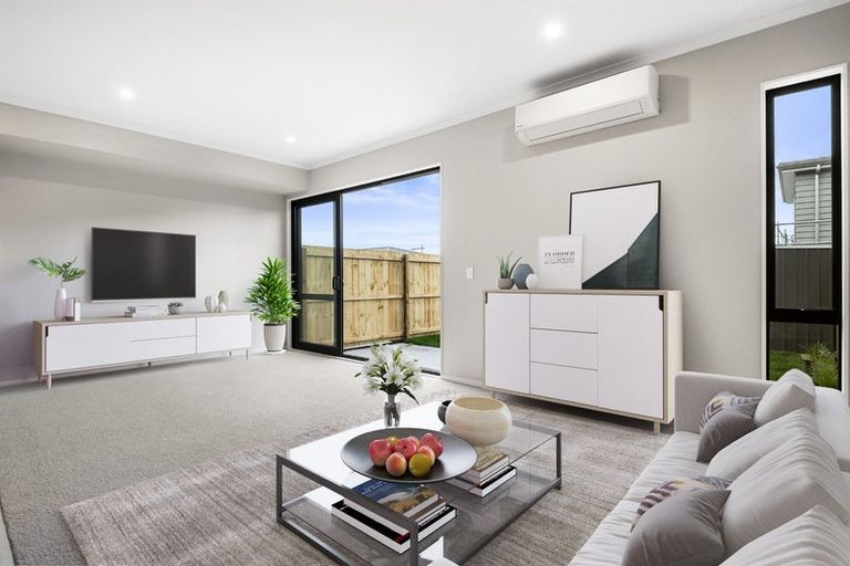 Photo of property in 7 Samuel Marsden Place, Whenuapai, 0618
