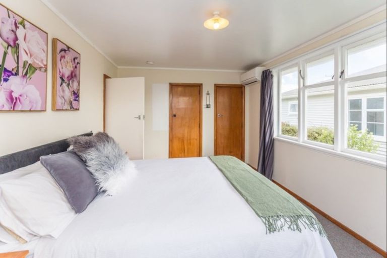 Photo of property in 35 Middlesex Street, Levin, 5510