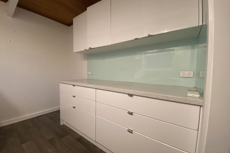 Photo of property in 6 Stowe Hill, Thorndon, Wellington, 6011