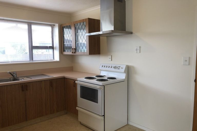 Photo of property in 21 Wilson Street, Islington, Christchurch, 8042
