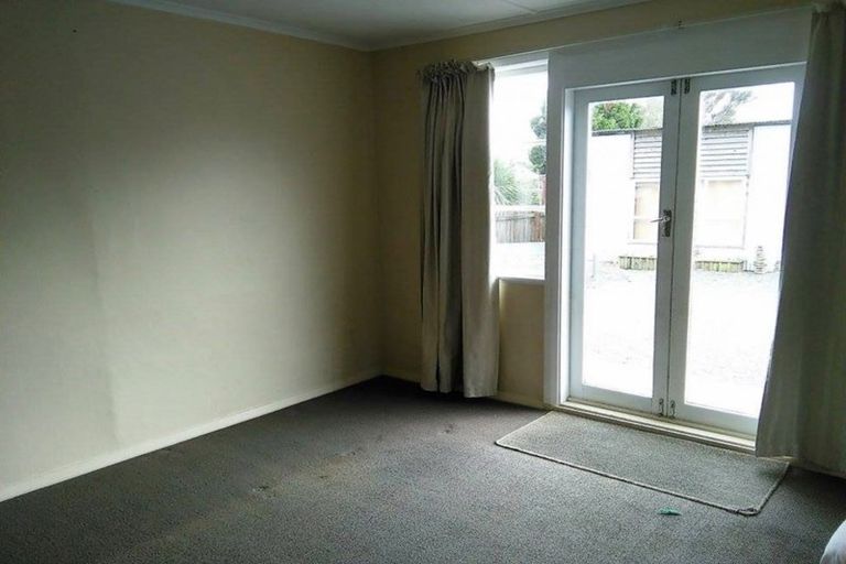 Photo of property in 5 Larsen Street, Westport, 7825