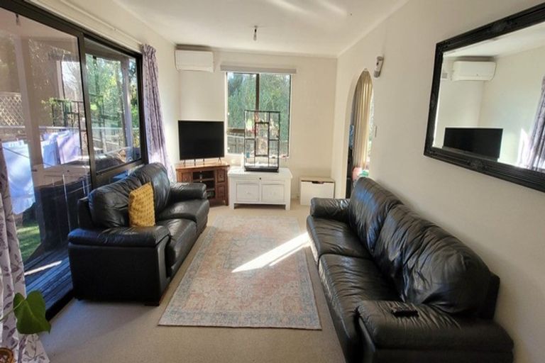 Photo of property in 207 Staithes Drive South, Whitby, Porirua, 5024