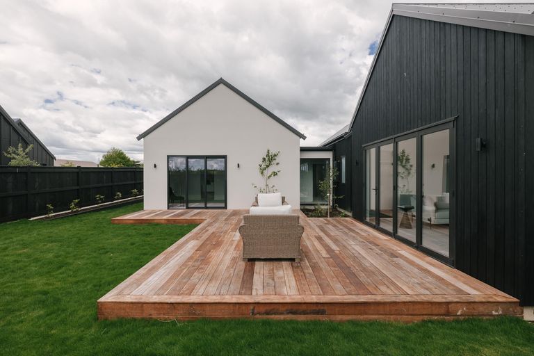 Photo of property in 161 Pharazyn Street, Maewa, Feilding, 4702
