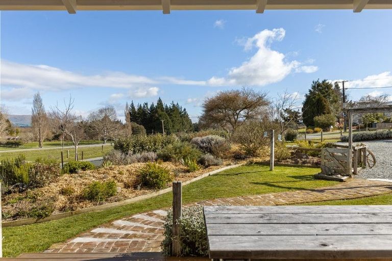 Photo of property in 8 Garden Street, Lumsden, 9730