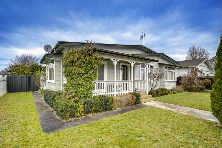 Photo of property in 1213 Caroline Road, Mayfair, Hastings, 4122