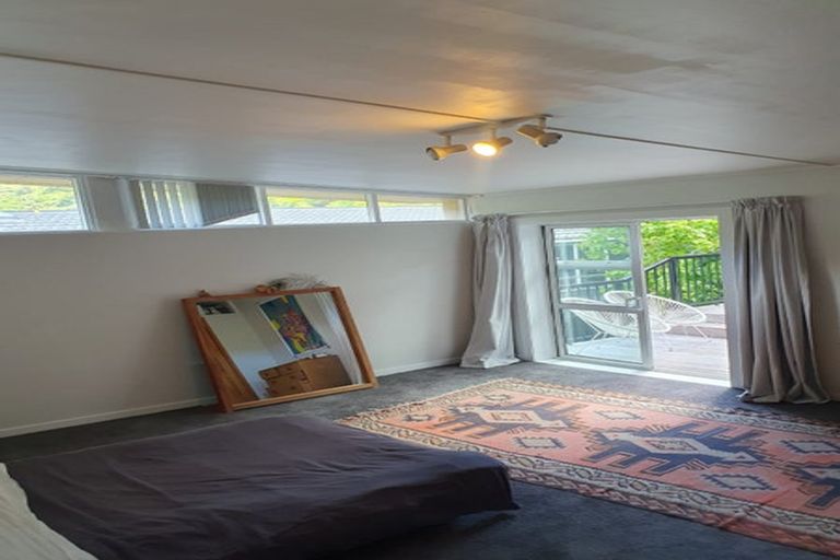 Photo of property in 36 Silverstream Road, Crofton Downs, Wellington, 6035