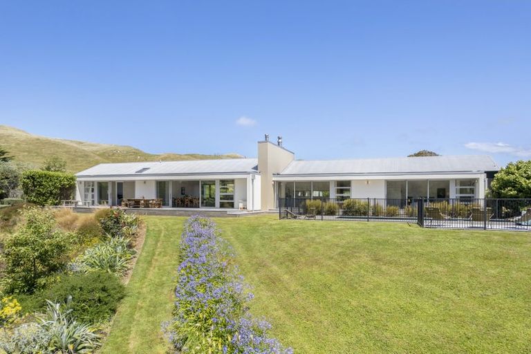 Photo of property in 654 Ohariu Valley Road, Ohariu, Wellington, 6037