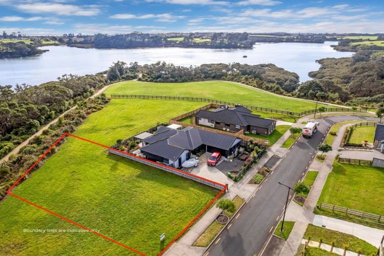 Photo of property in 67 Tahuna Minhinnick Drive, Glenbrook, 2681