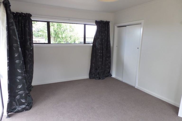 Photo of property in 69 Boston Avenue, Hornby, Christchurch, 8042