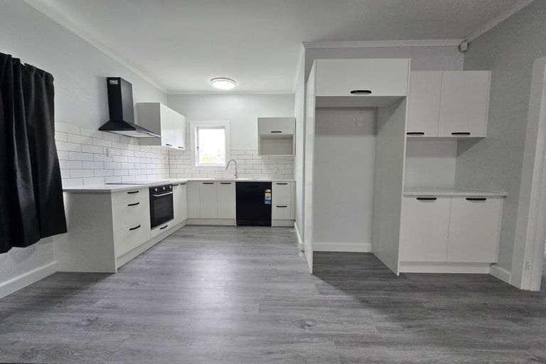 Photo of property in 117 Avalon Drive, Nawton, Hamilton, 3200
