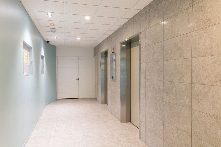 Photo of property in Terrace Tower Apartments, 5d/126 The Terrace, Wellington Central, Wellington, 6011