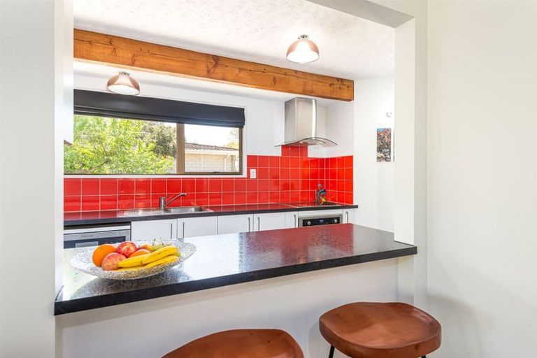 Photo of property in 36 Riverlaw Terrace, Saint Martins, Christchurch, 8022