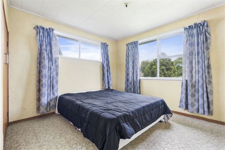 Photo of property in 50 Hellyers Street, Birkdale, Auckland, 0626