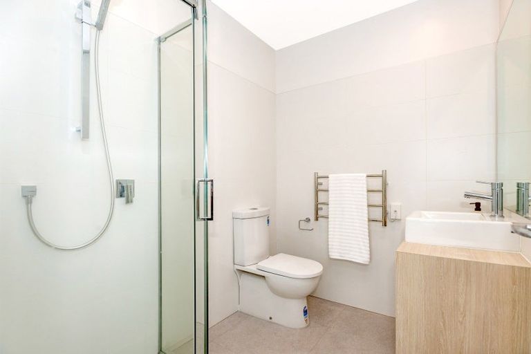 Photo of property in 3/4 Reads Quay, Gisborne, 4010