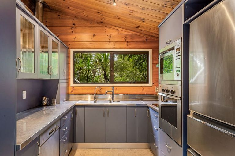 Photo of property in 66 Shetland Street, Glen Eden, Auckland, 0602