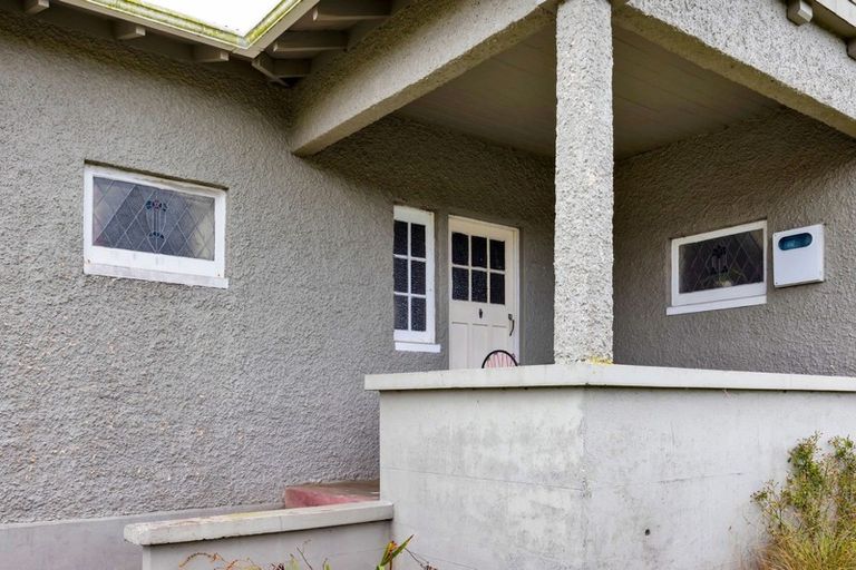 Photo of property in 30 Cloten Road, Stratford, 4332