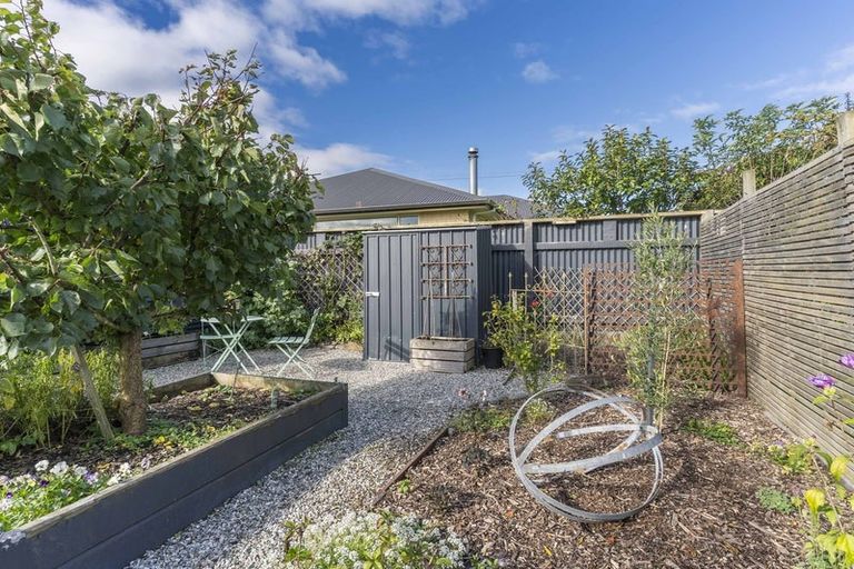 Photo of property in 7 Moore Street, Milton, 9220