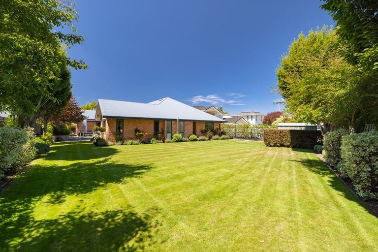 Photo of property in 30 Glen Oaks Drive, Northwood, Christchurch, 8051