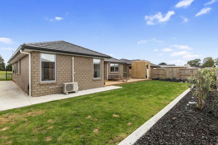 Photo of property in 22 Murray Ward Drive, Te Kauwhata, 3710