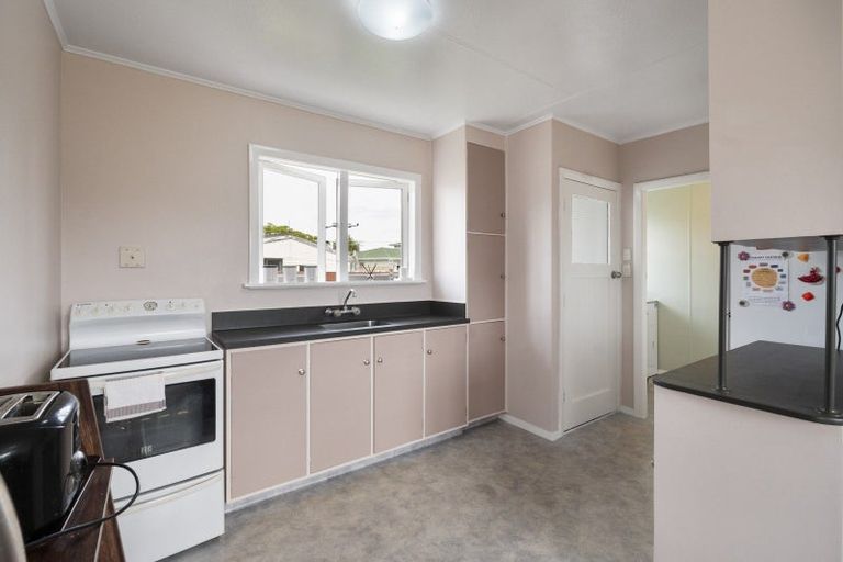 Photo of property in 3 Tingey Place, Awapuni, Palmerston North, 4412