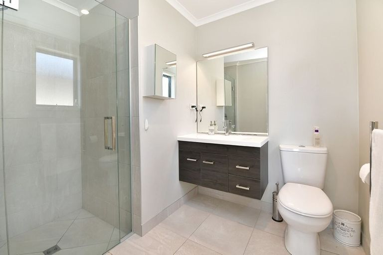 Photo of property in 14 Kiwa Crescent, Gulf Harbour, Whangaparaoa, 0930