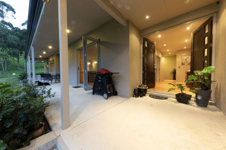 Photo of property in 589 Inland Road, Helensville, 0875