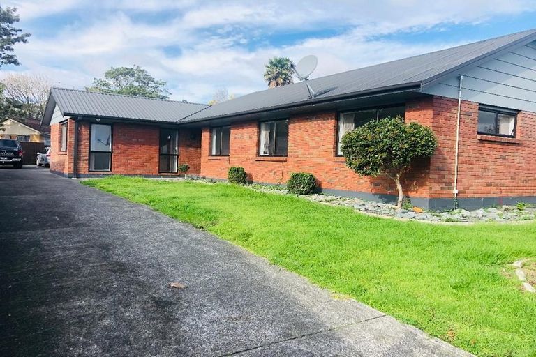 Photo of property in 1 Kakapo Place, Papatoetoe, Auckland, 2025