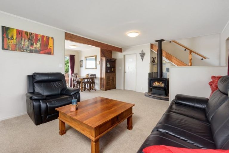 Photo of property in 71 Osprey Drive, Welcome Bay, Tauranga, 3112
